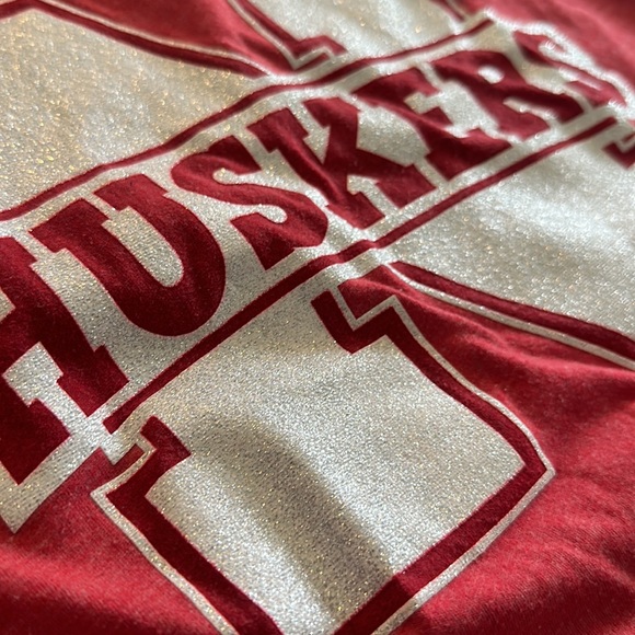 Nebraska Huskers glitter detail logo - worn once. Excellent condition! - Picture 2 of 4